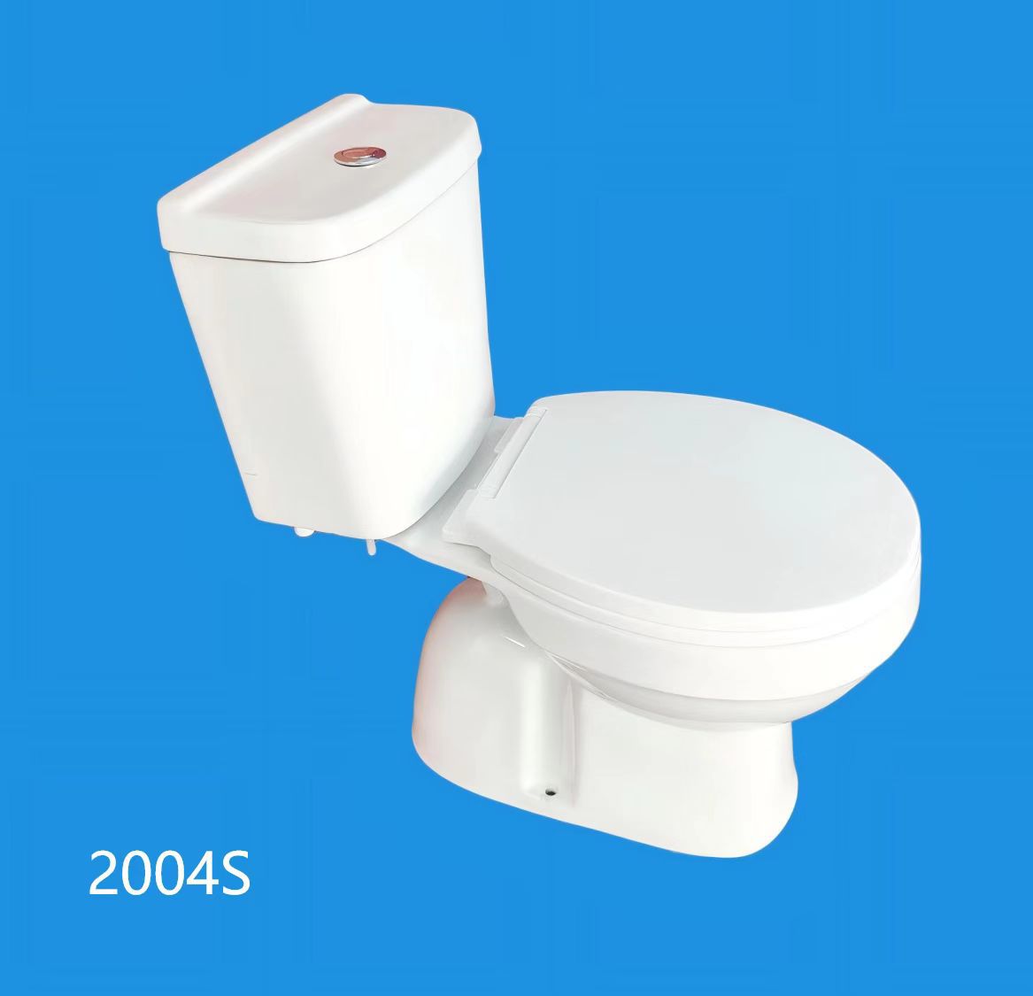 WC à réservoir séparé chez Marc K.